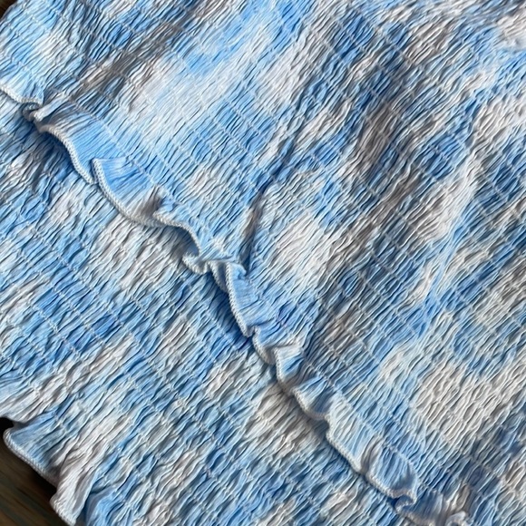 Lush brand blue swirl milk maid top - Picture 2 of 4